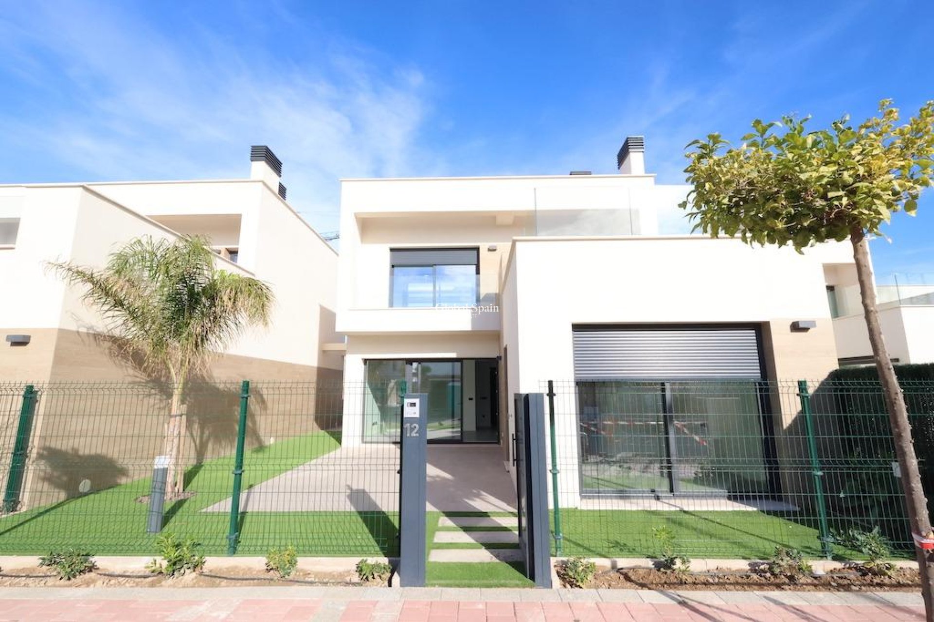 Resale - VILLA -
LOS ALCÁZARES