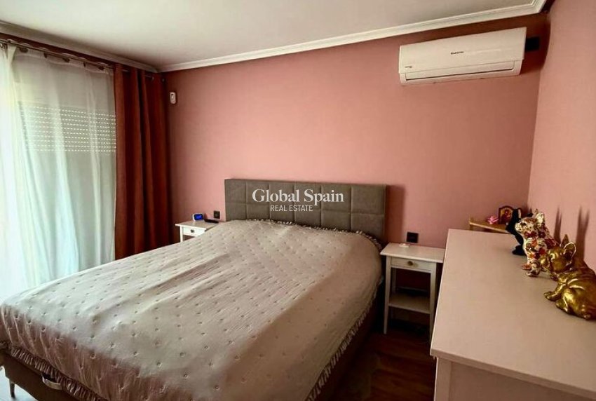 Resale - VILLA -
LOS BALCONES - LOS ALTOS - Barrio Los Balcones - Los Altos del Edén