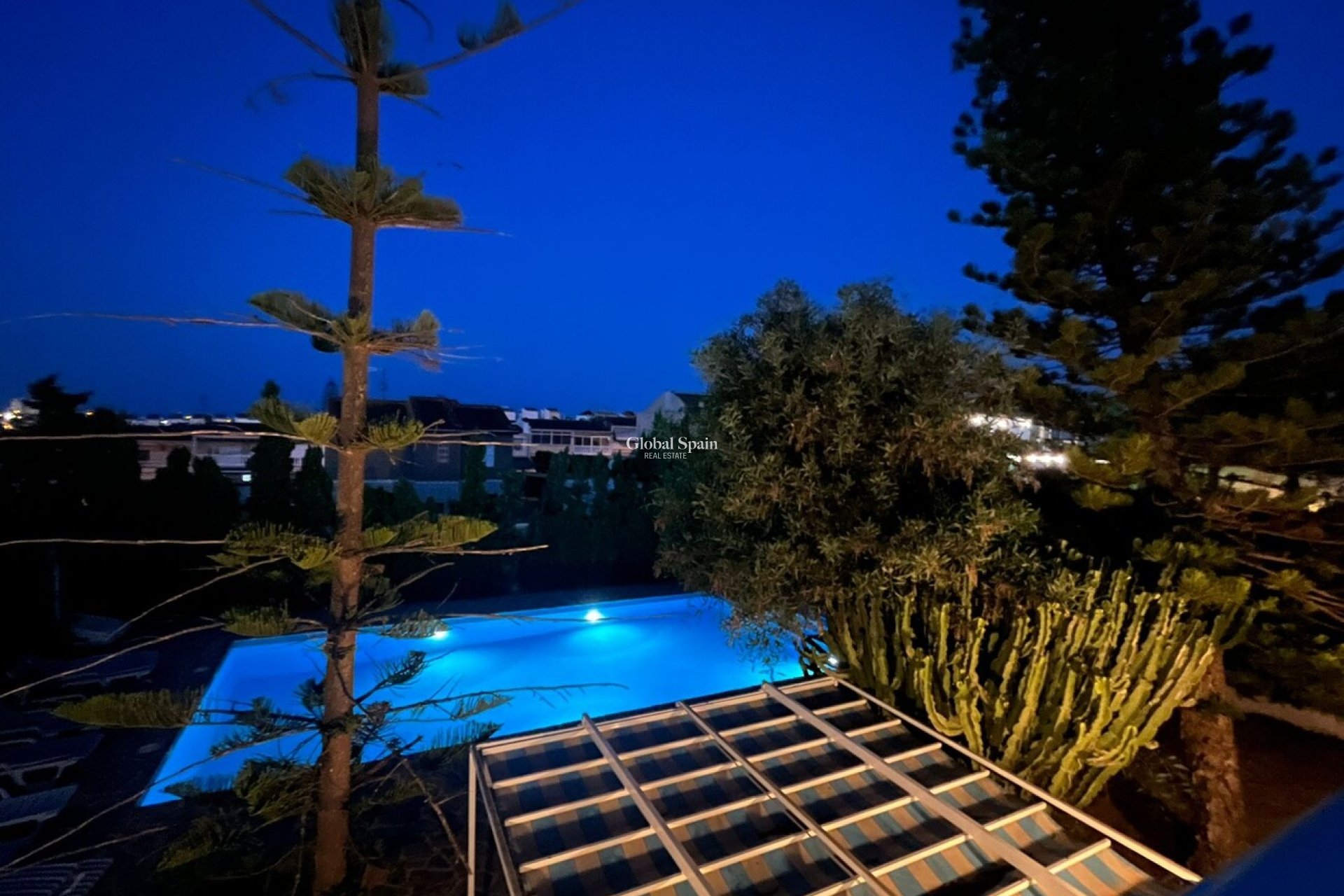 Resale - VILLA -
LOS BALCONES - LOS ALTOS - Costa Blanca