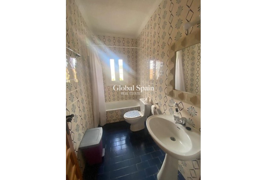 Resale - VILLA -
LOS BALCONES - LOS ALTOS - Costa Blanca