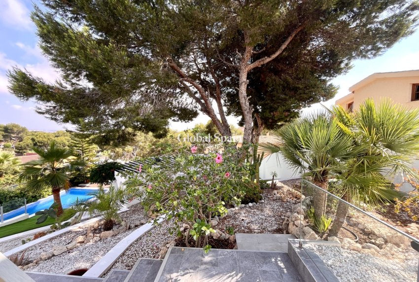 Resale - VILLA -
LOS BALCONES - LOS ALTOS - Costa Blanca