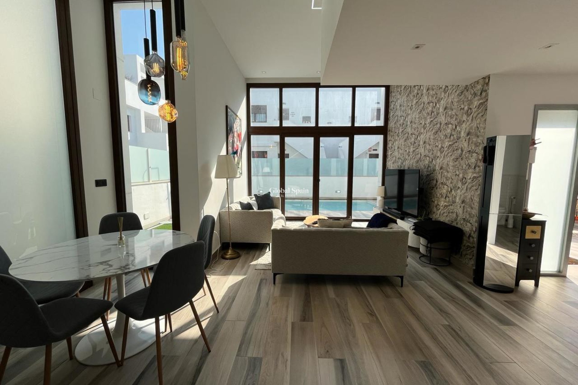 Resale - VILLA -
LOS BALCONES - LOS ALTOS - Costa Blanca