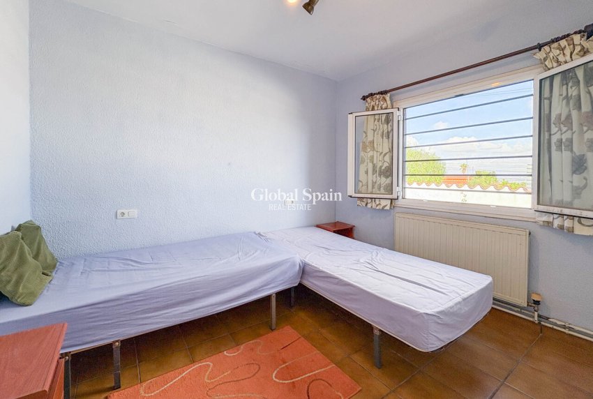 Resale - VILLA -
LOS BALCONES - LOS ALTOS - Costa Blanca