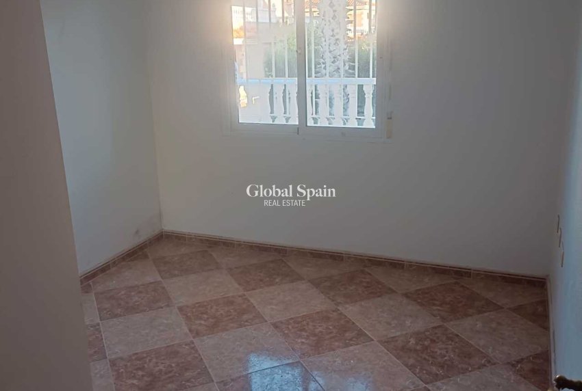 Resale - VILLA -
LOS BALCONES - LOS ALTOS - Costa Blanca