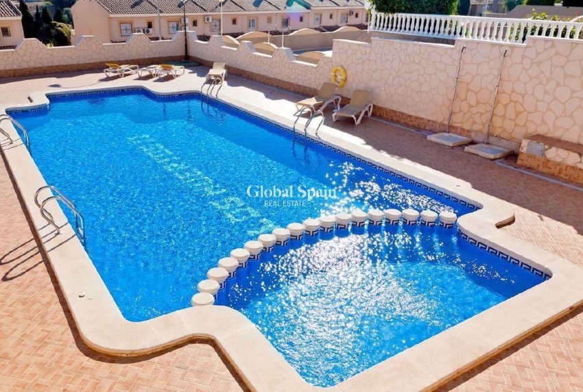 Resale - VILLA -
LOS BALCONES - LOS ALTOS - Costa Blanca