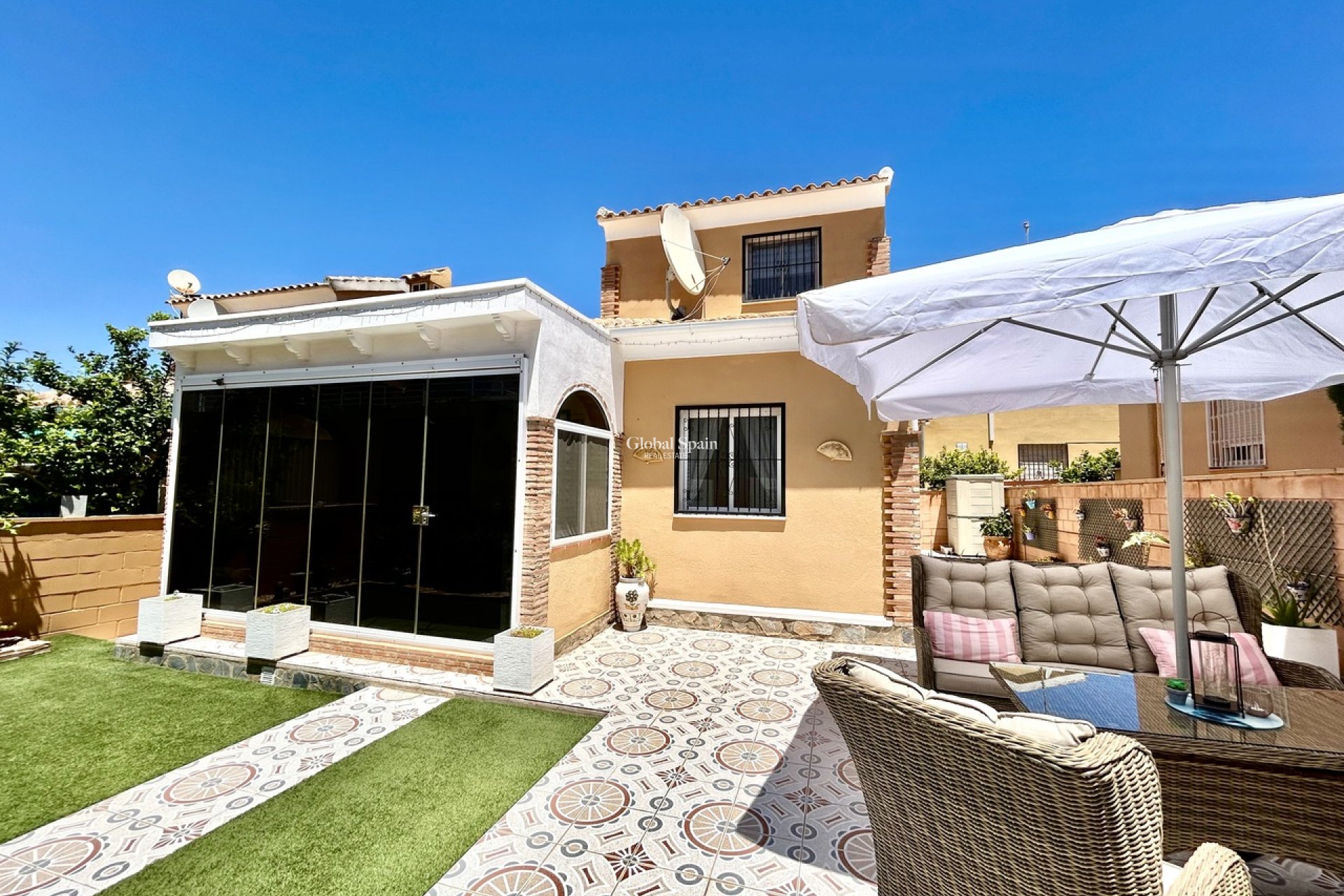 Resale - VILLA -
LOS BALCONES - LOS ALTOS - Costa Blanca