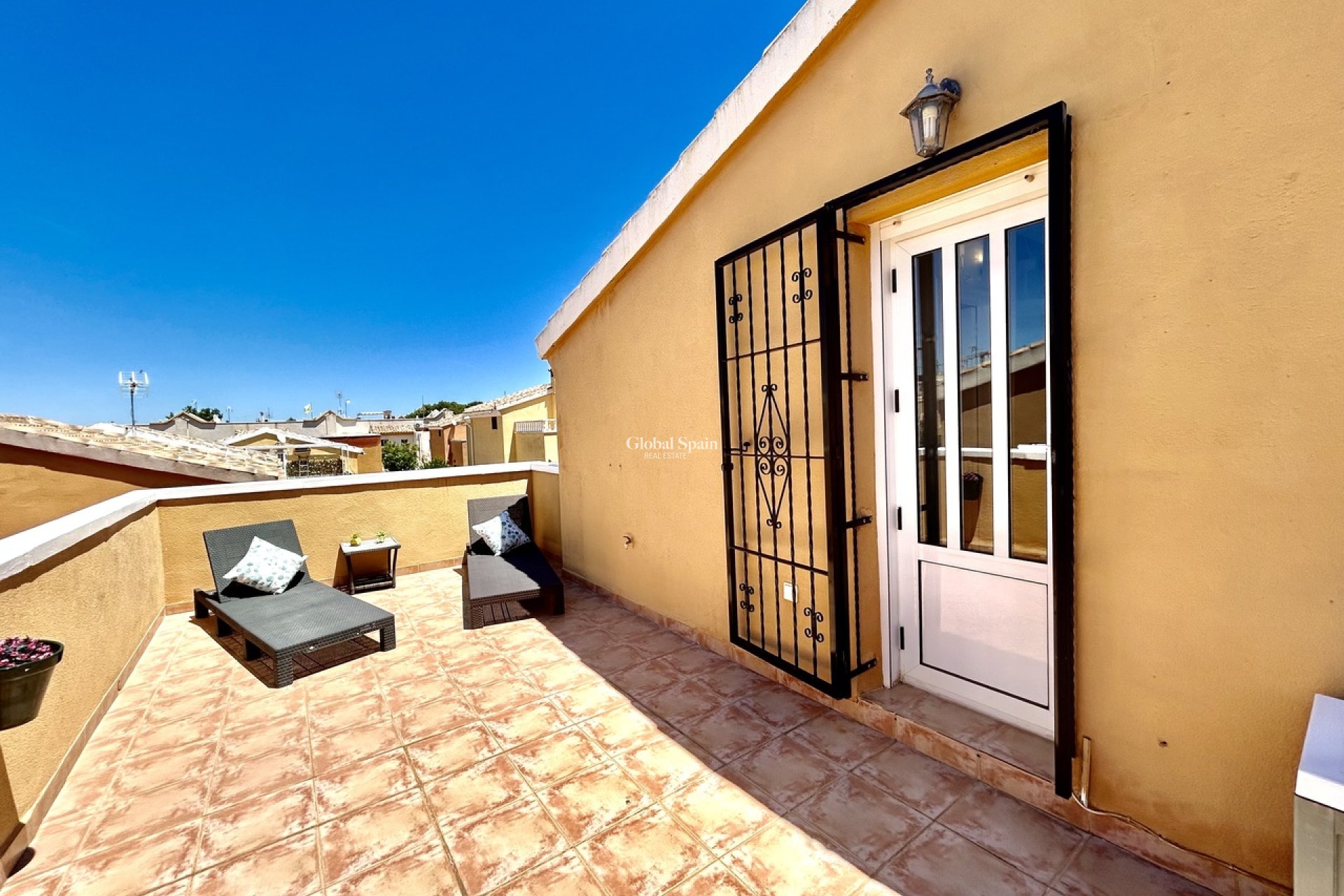 Resale - VILLA -
LOS BALCONES - LOS ALTOS - Costa Blanca