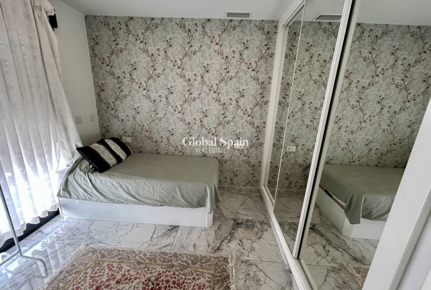 Resale - VILLA -
LOS BALCONES - LOS ALTOS - Costa Blanca