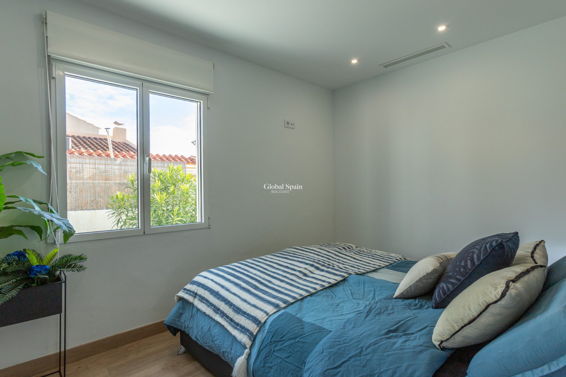 Resale - VILLA -
LOS BALCONES - LOS ALTOS - Costa Blanca