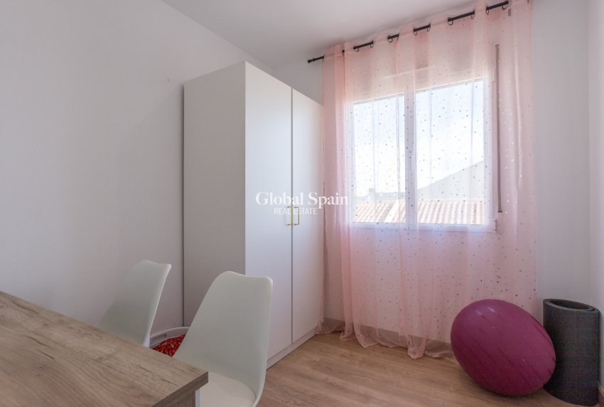 Resale - VILLA -
LOS BALCONES - LOS ALTOS - Costa Blanca