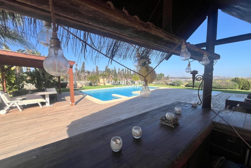 Resale - VILLA -
LOS BELONES - Inland