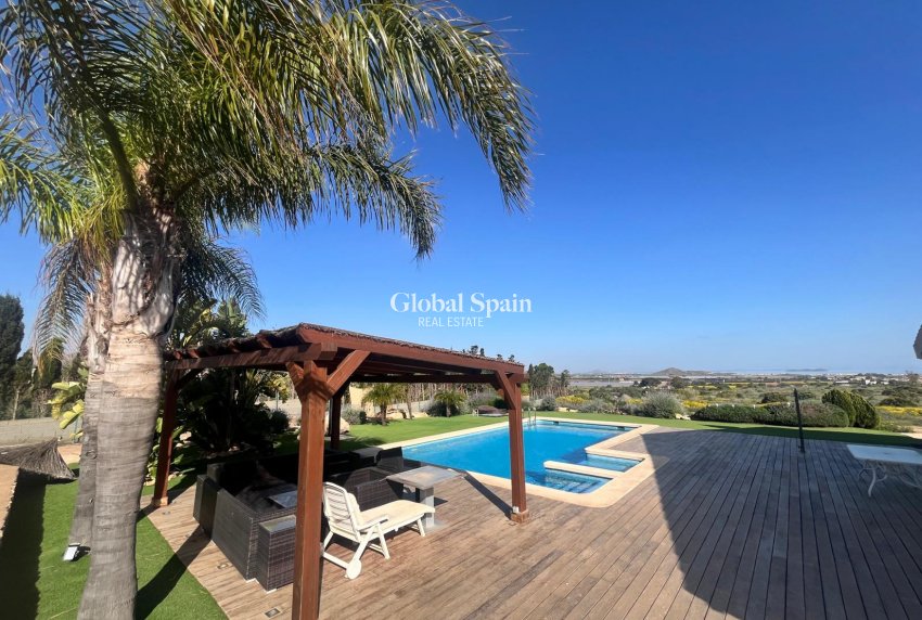 Resale - VILLA -
LOS BELONES - Inland