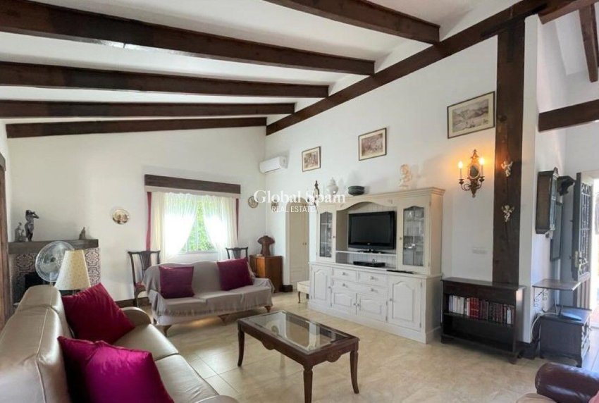 Resale - VILLA -
LOS BELONES - Inland