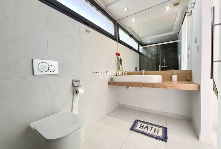 Resale - VILLA -
LOS DOLSES - Inland