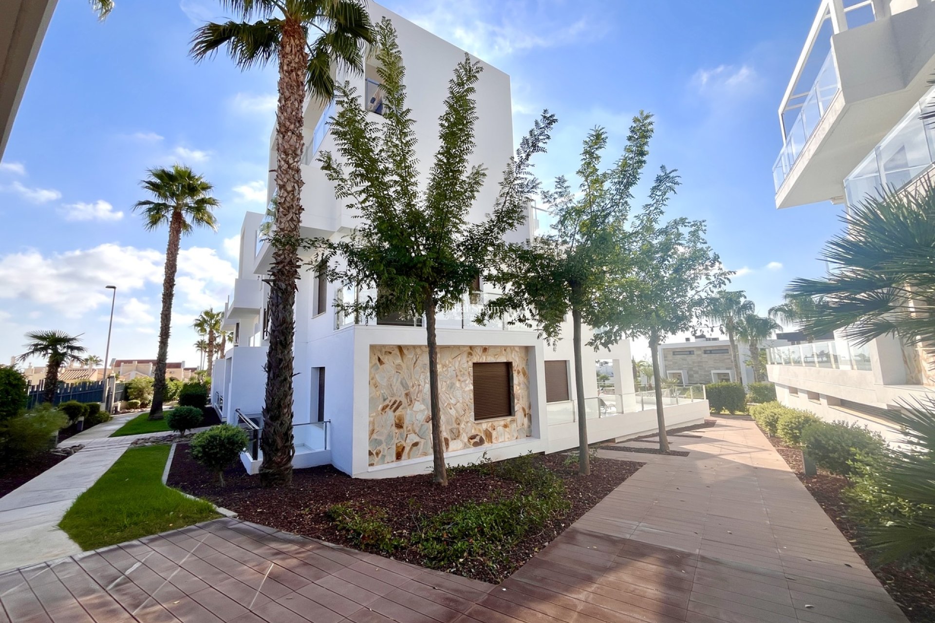 Resale - VILLA -
LOS DOLSES - Inland