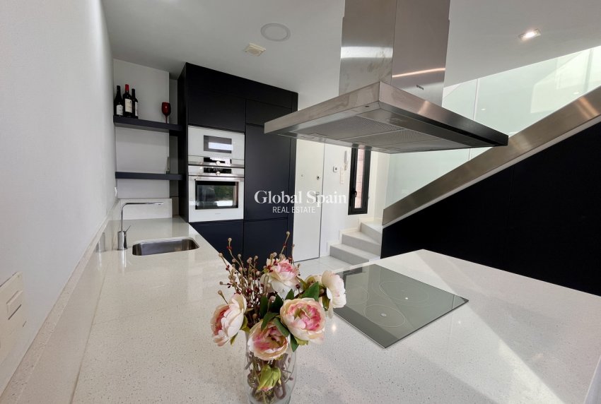 Resale - VILLA -
LOS DOLSES - Inland