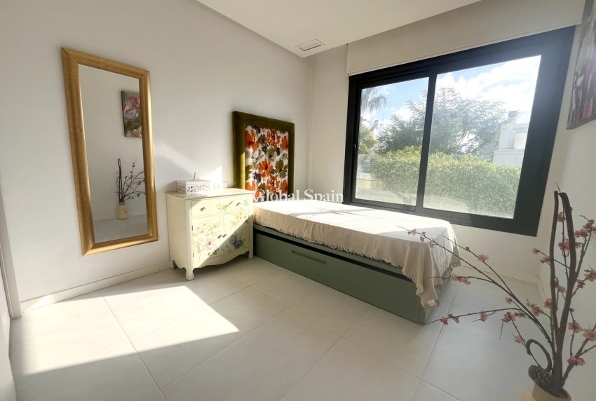 Resale - VILLA -
LOS DOLSES - Inland