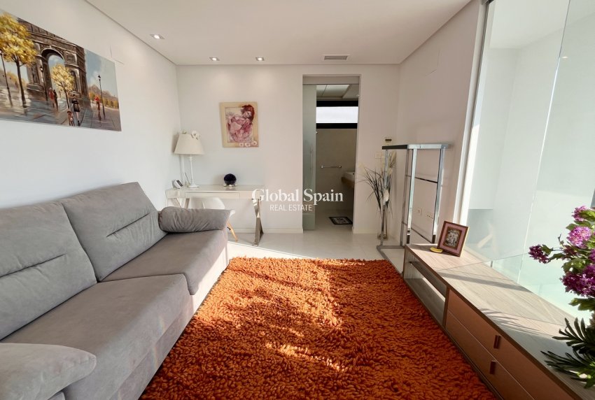 Resale - VILLA -
LOS DOLSES - Inland