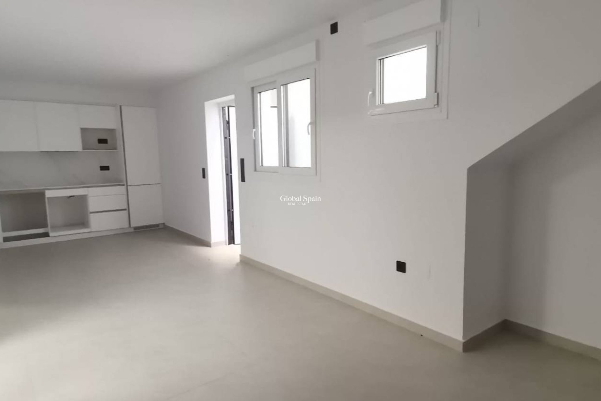 Resale - VILLA -
LOS MONTESINOS - Costa Blanca