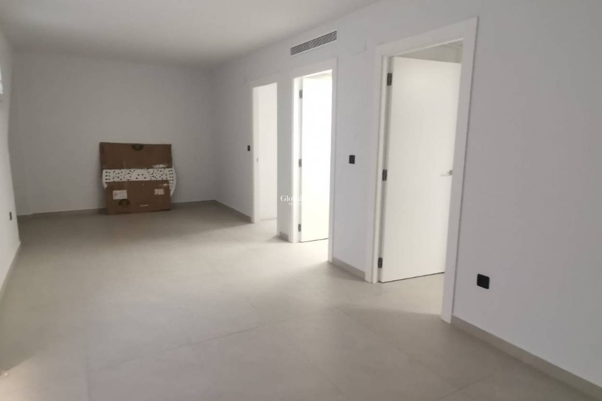 Resale - VILLA -
LOS MONTESINOS - Costa Blanca