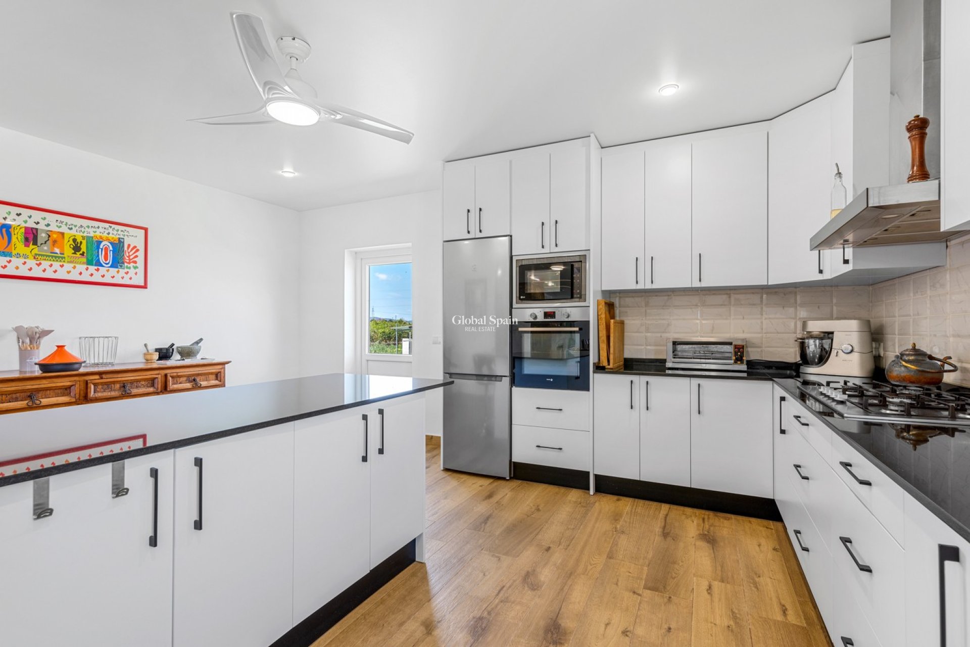 Resale - VILLA -
LOS MONTESINOS - Costa Blanca