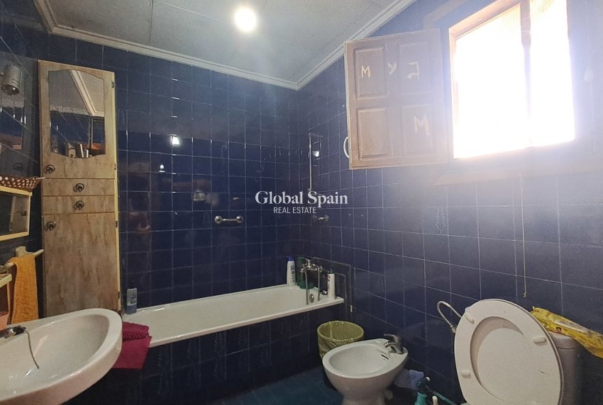 Resale - VILLA -
LOS MONTESINOS - Costa Blanca