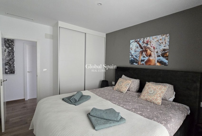 Resale - VILLA -
LOS MONTESINOS - Costa Blanca