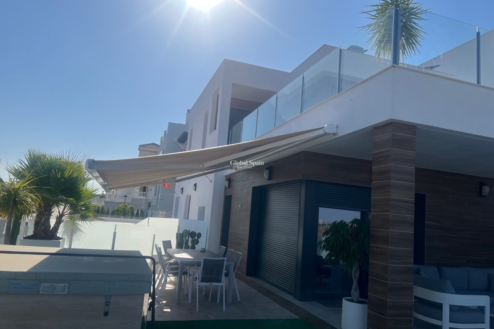 Resale - VILLA -
LOS MONTESINOS - Costa Blanca