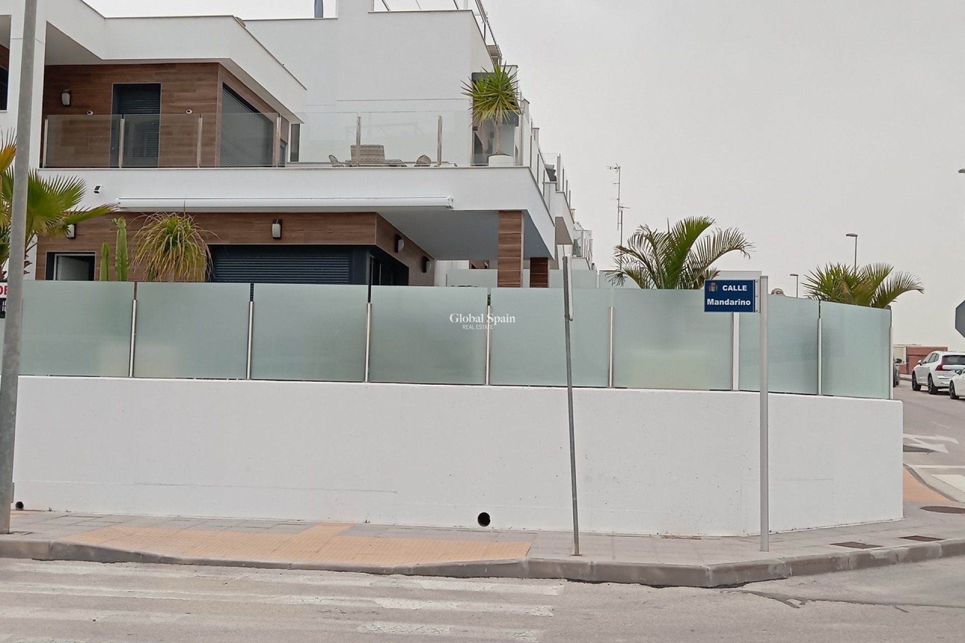 Resale - VILLA -
LOS MONTESINOS - Costa Blanca
