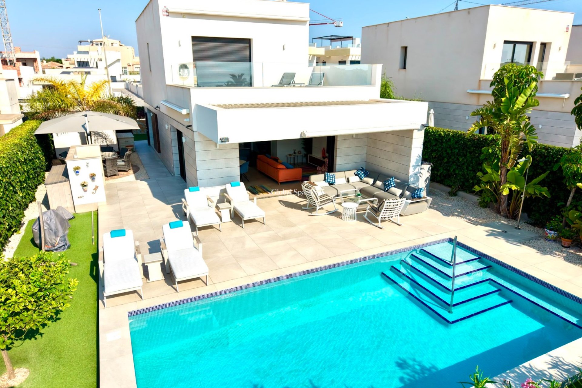 Resale - VILLA -
LOS MONTESINOS - Costa Blanca