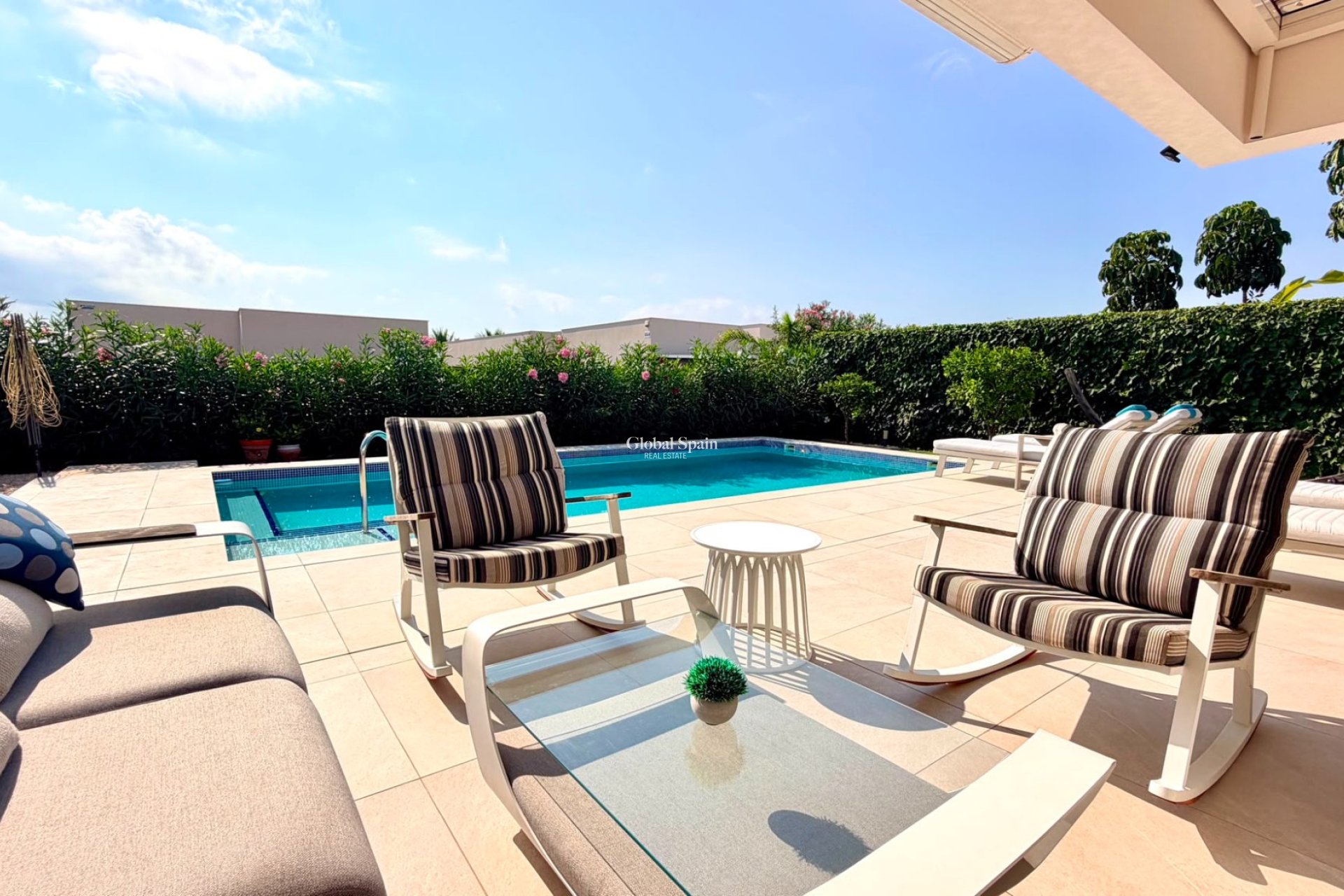 Resale - VILLA -
LOS MONTESINOS - Costa Blanca