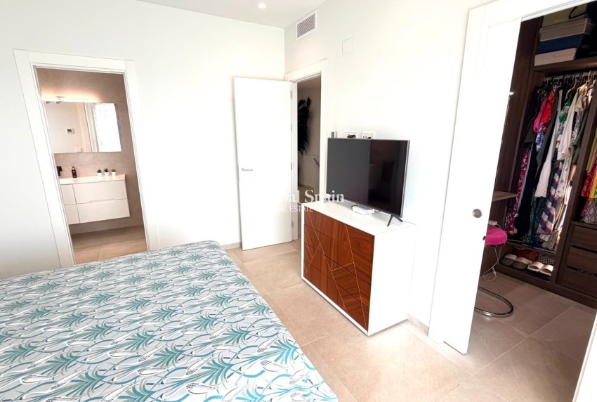 Resale - VILLA -
LOS MONTESINOS - Costa Blanca