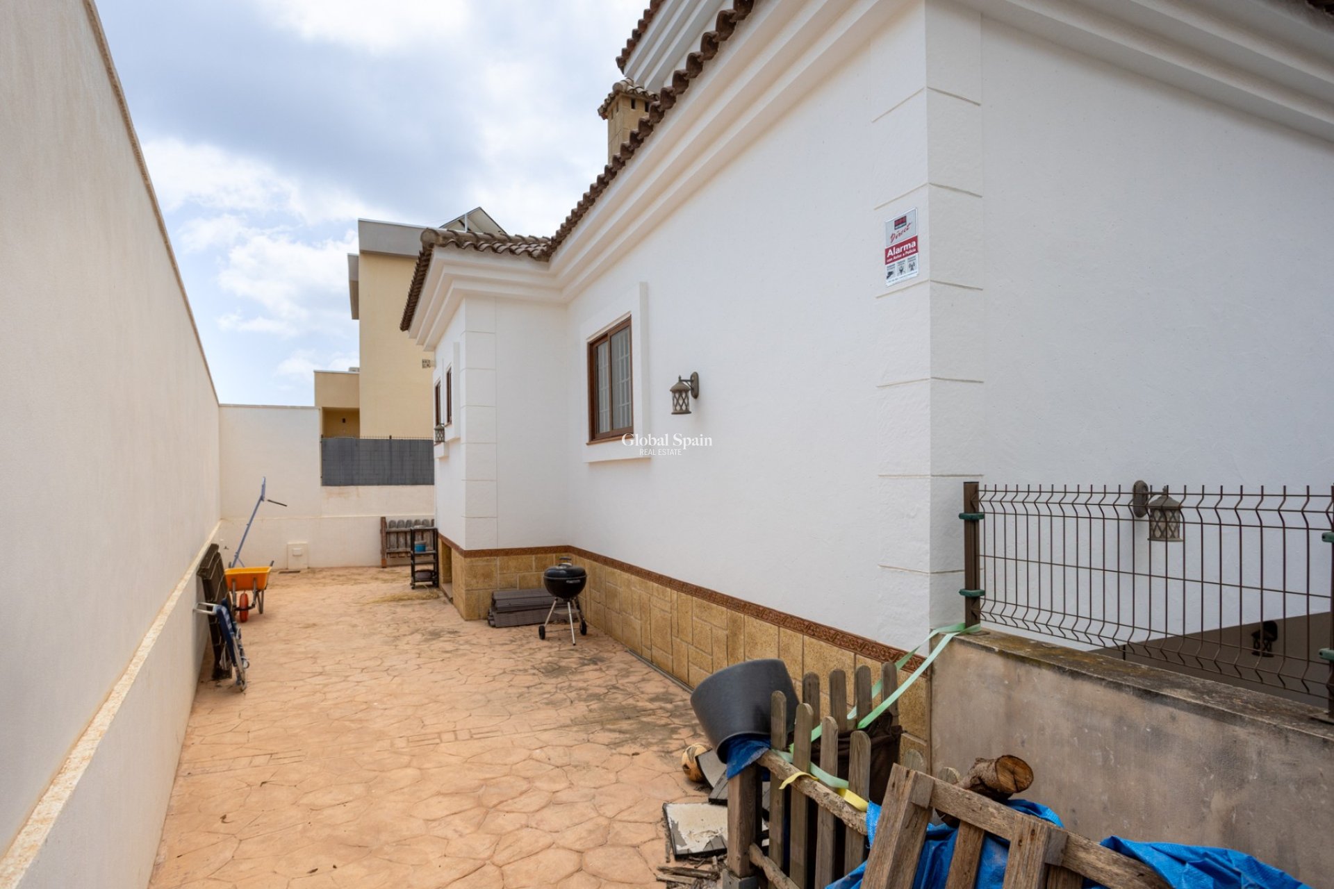 Resale - VILLA -
LOS MONTESINOS - Costa Blanca