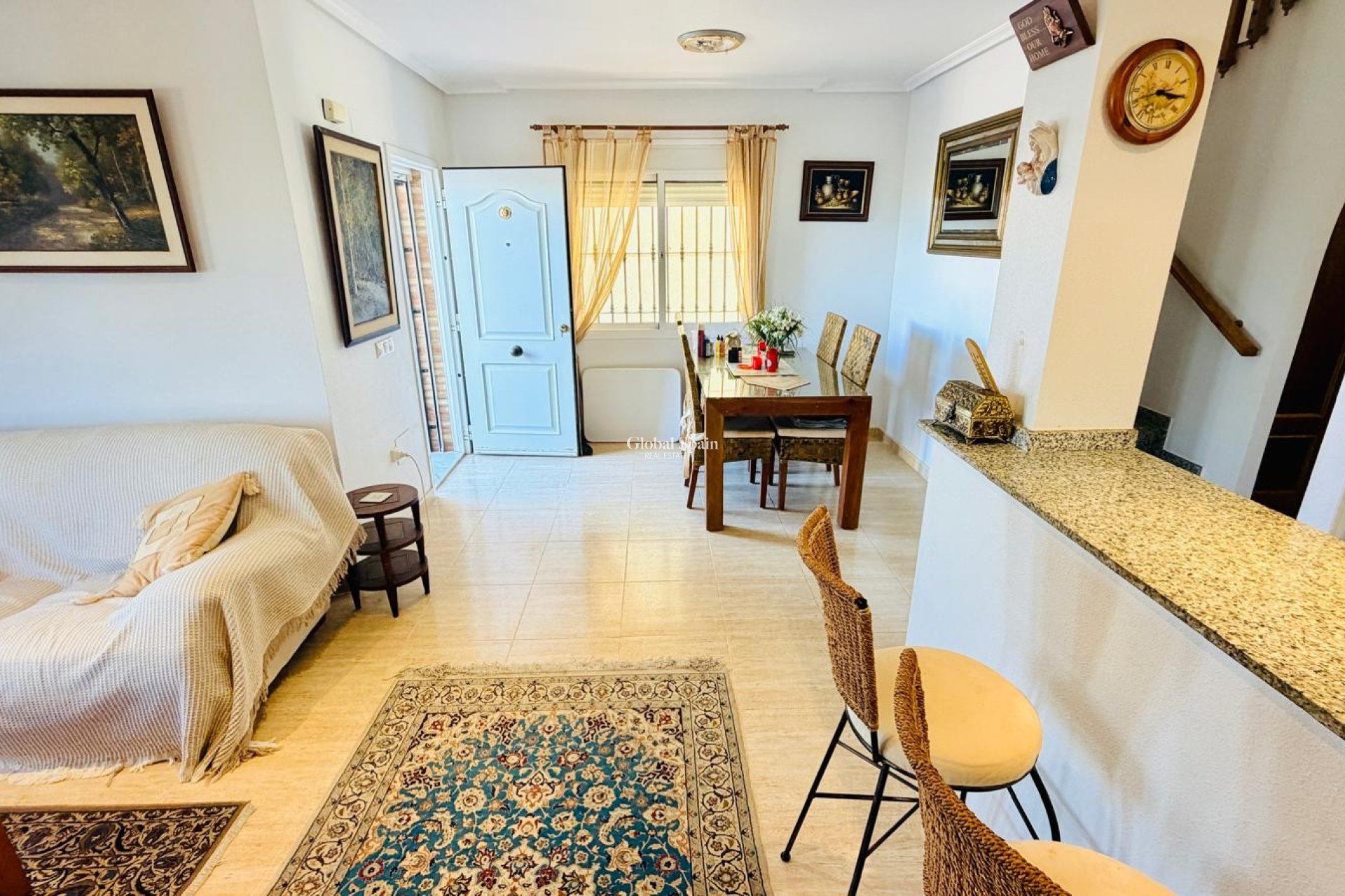 Resale - VILLA -
LOS MONTESINOS - La Herrada