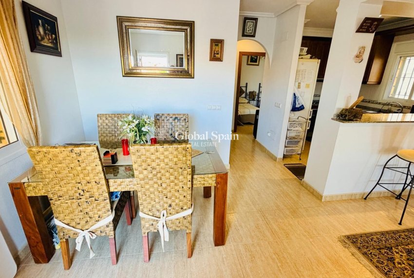 Resale - VILLA -
LOS MONTESINOS - La Herrada