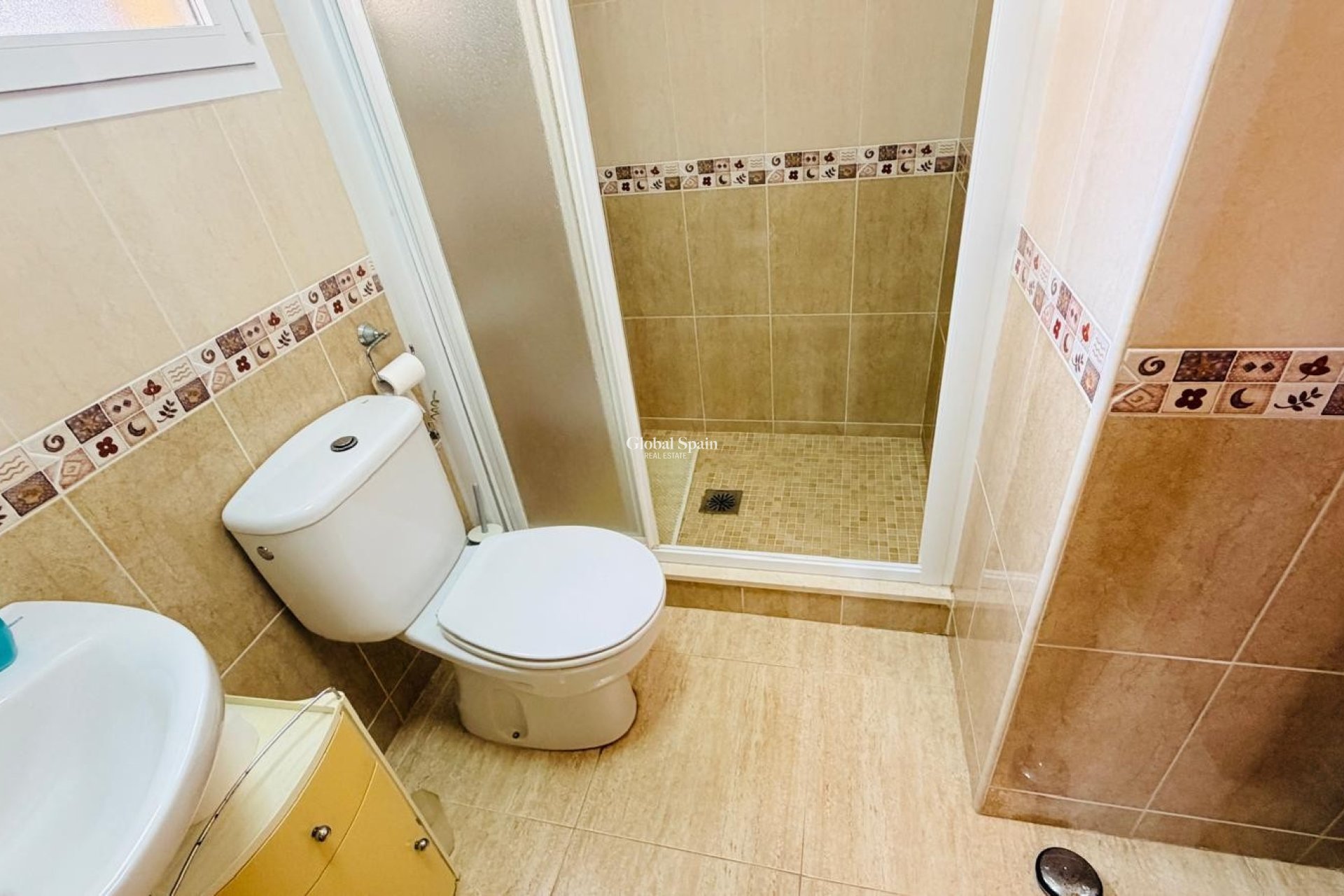 Resale - VILLA -
LOS MONTESINOS - La Herrada