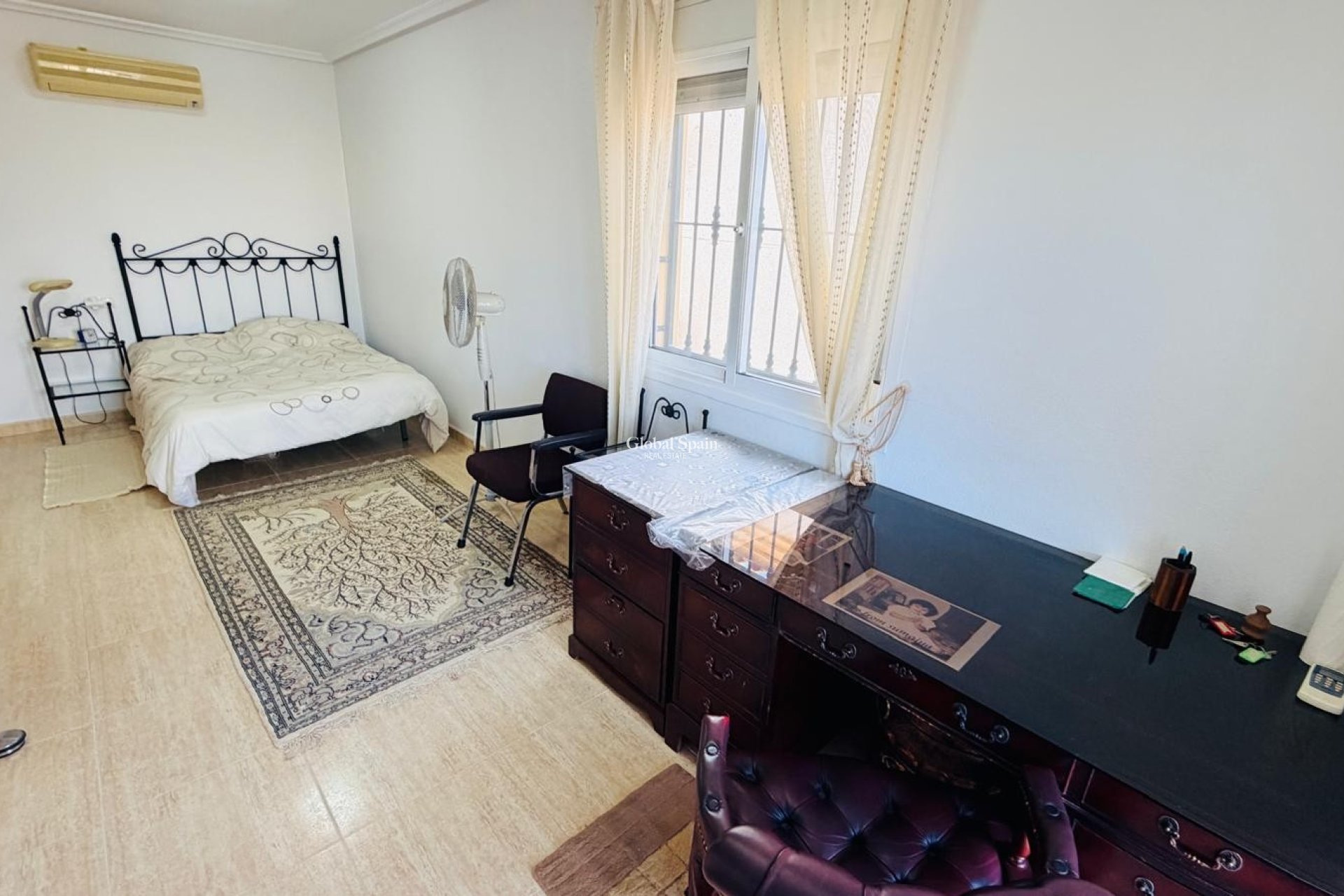 Resale - VILLA -
LOS MONTESINOS - La Herrada