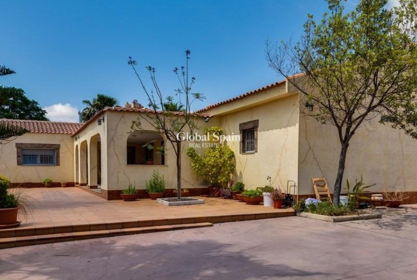 Resale - VILLA -
LOS MONTESINOS - Montesinos  Los