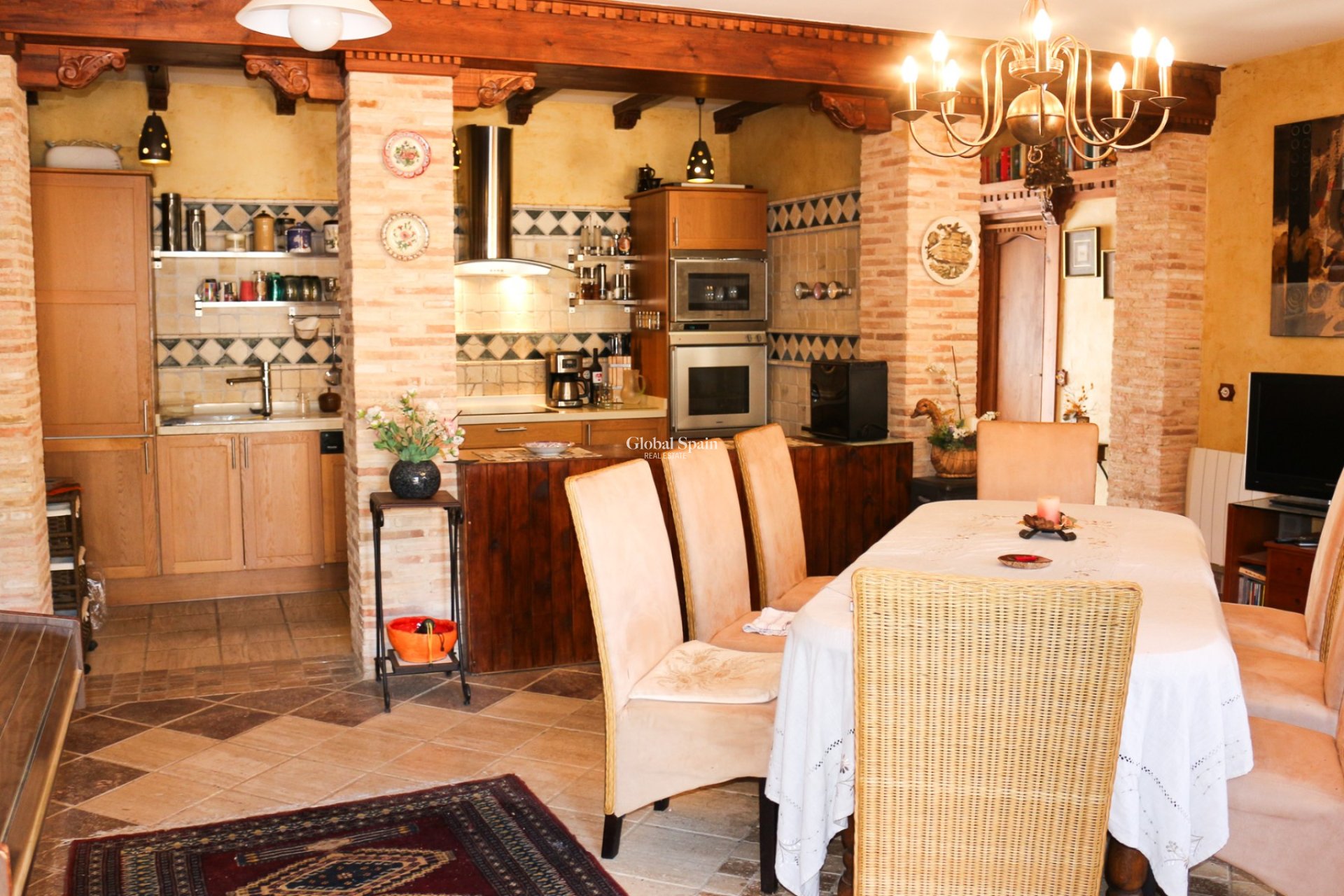 Resale - VILLA -
LOS URRUTIAS - Los Urrutias