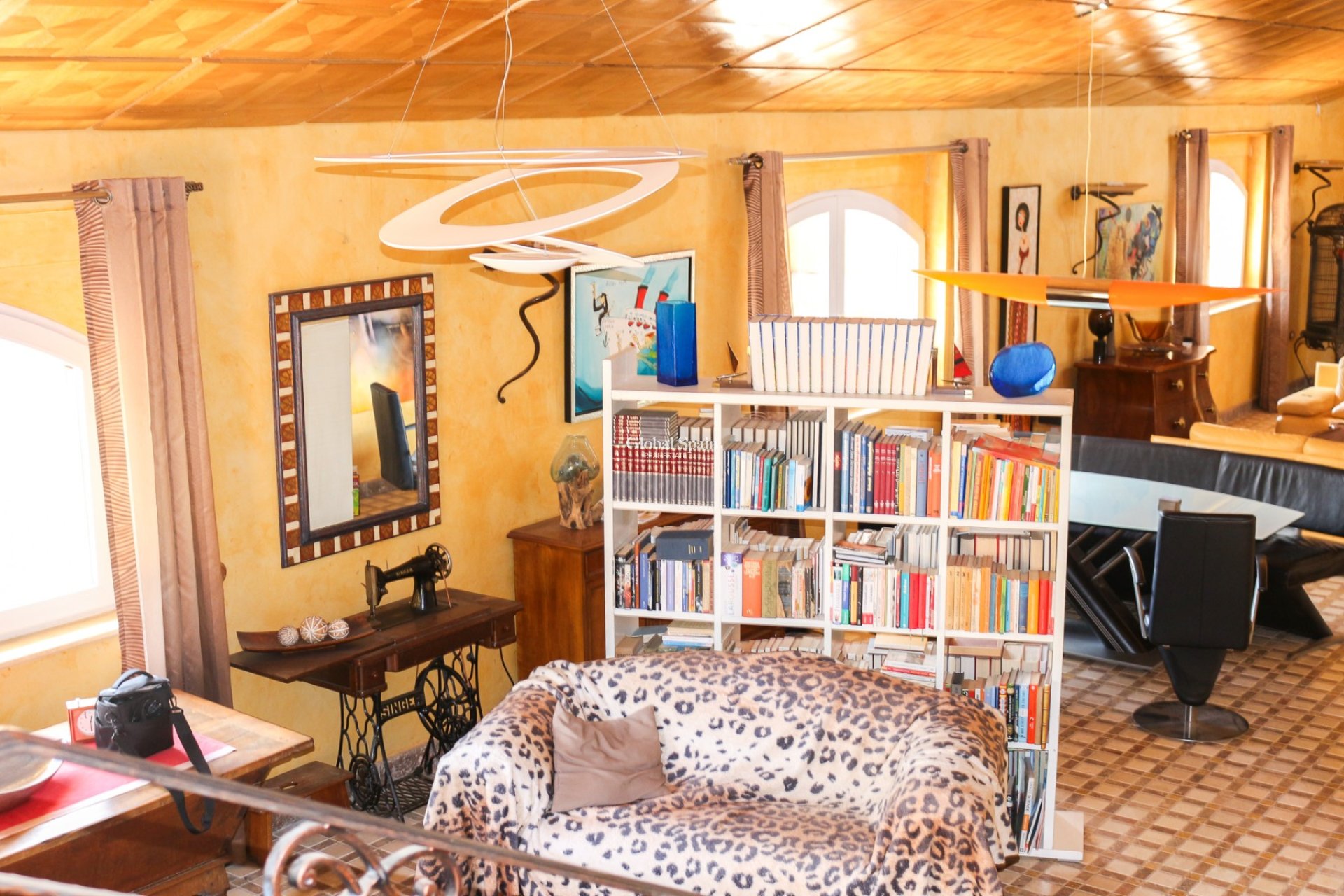 Resale - VILLA -
LOS URRUTIAS - Los Urrutias