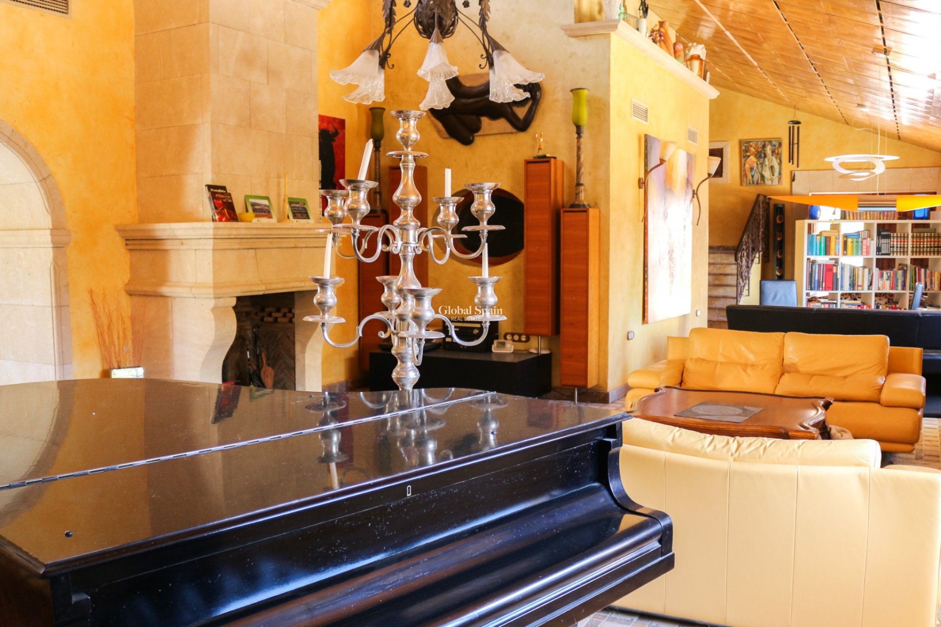 Resale - VILLA -
LOS URRUTIAS - Los Urrutias