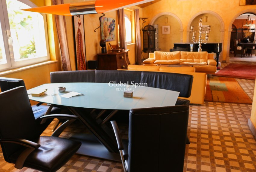 Resale - VILLA -
LOS URRUTIAS - Los Urrutias