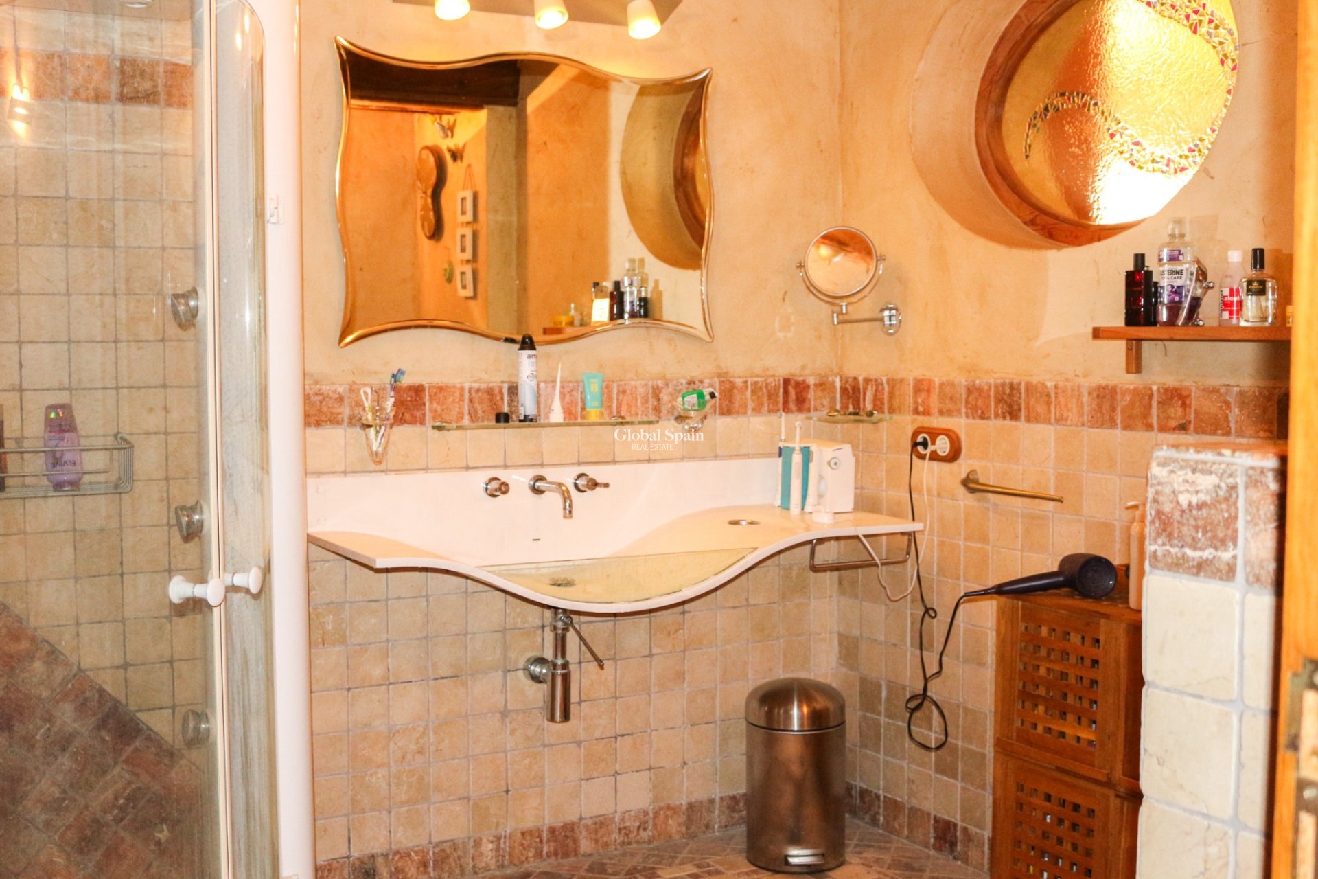 Resale - VILLA -
LOS URRUTIAS - Los Urrutias