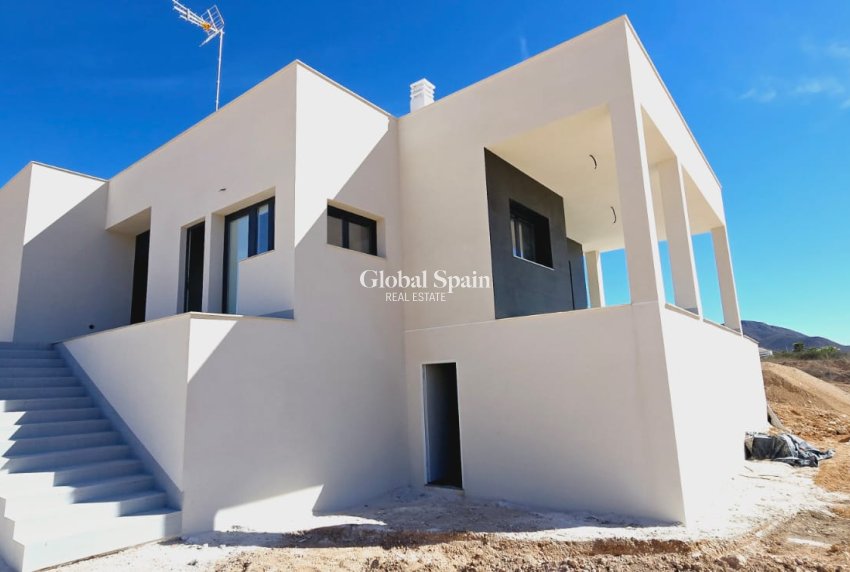 Resale - VILLA -
MACISVENDA - Inland