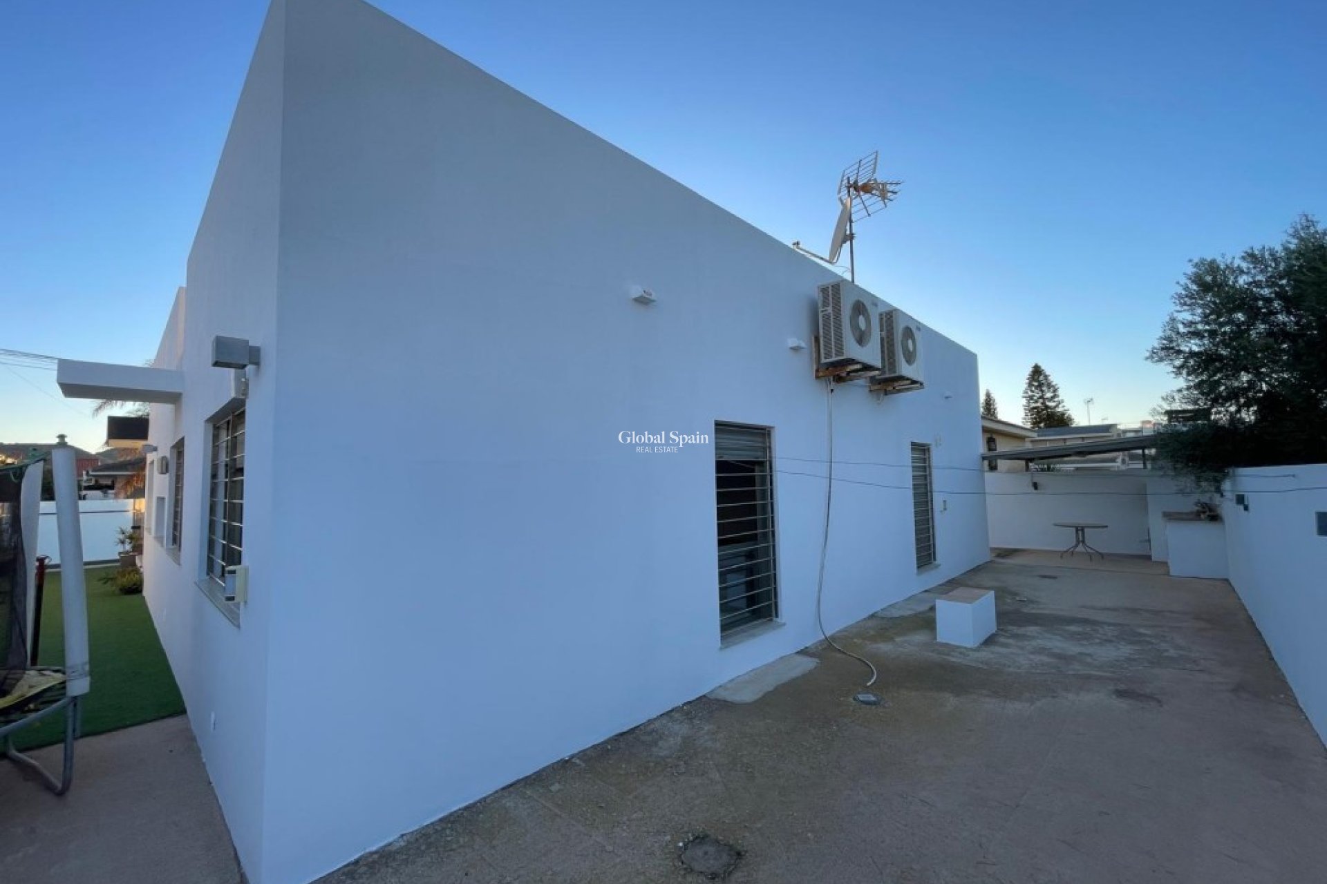 Resale - VILLA -
MAR DE CRISTAL - Costa Calida