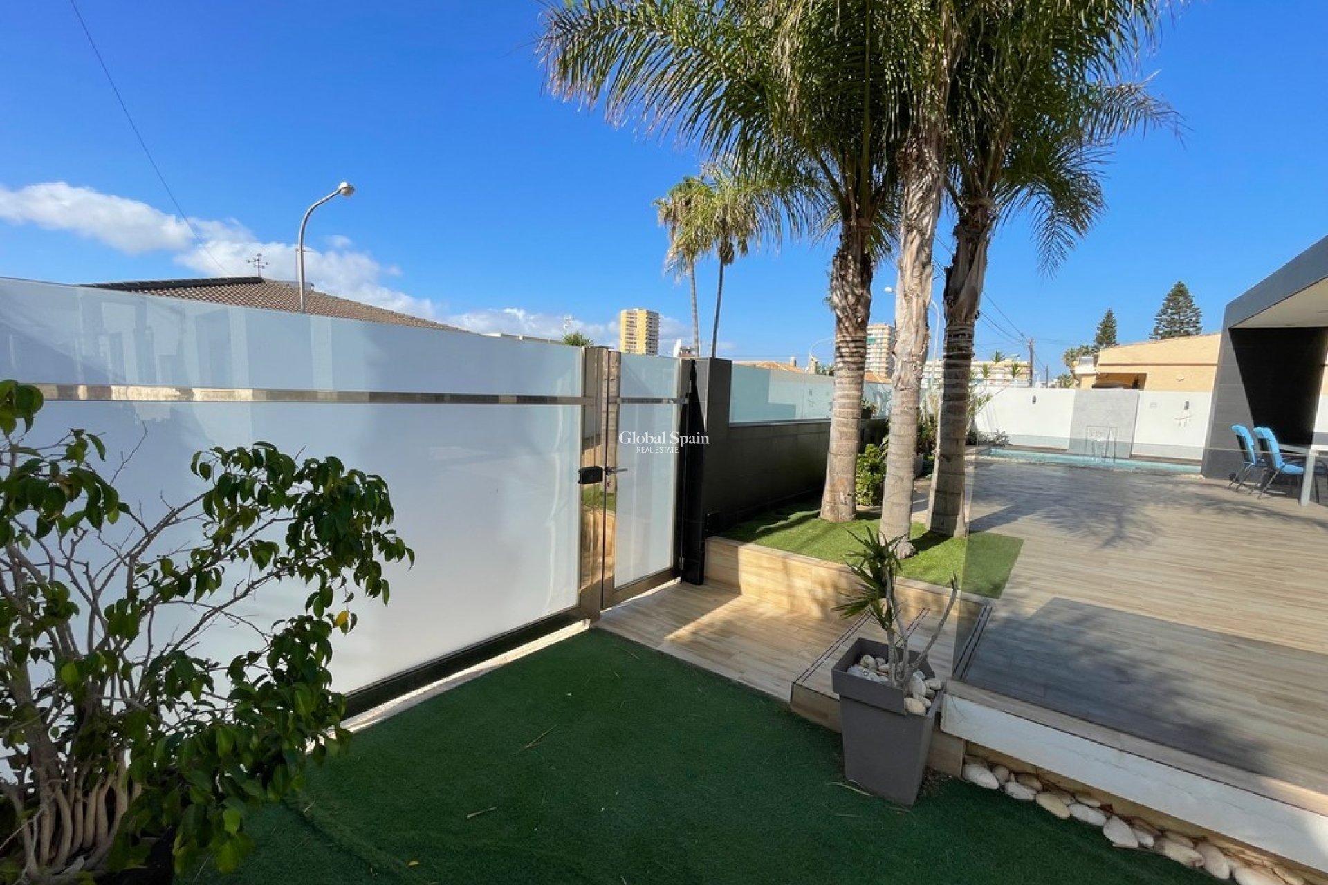 Resale - VILLA -
MAR DE CRISTAL - Costa Calida