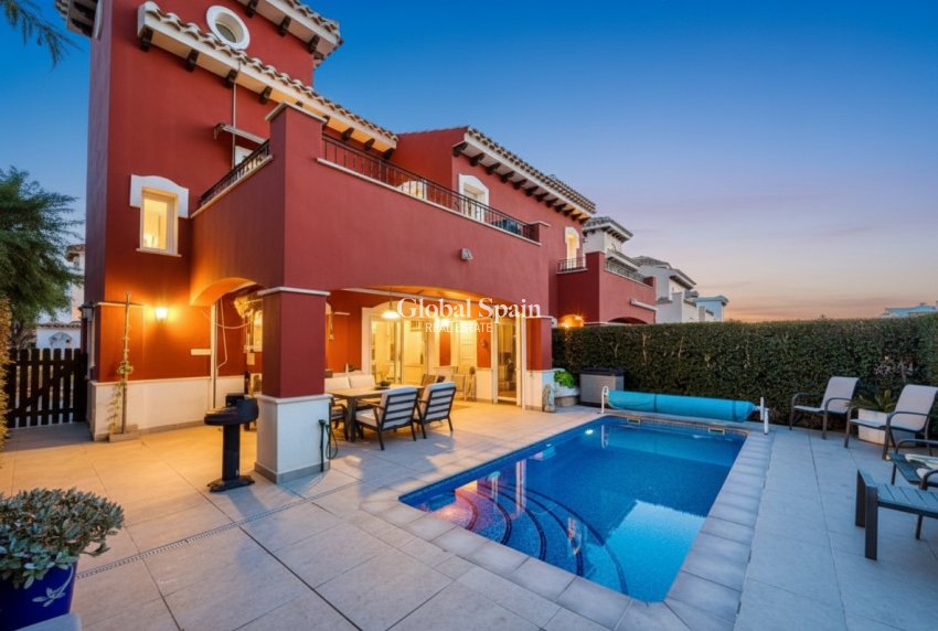 Resale - VILLA -
MAR MENOR GOLF RESORT - Inland