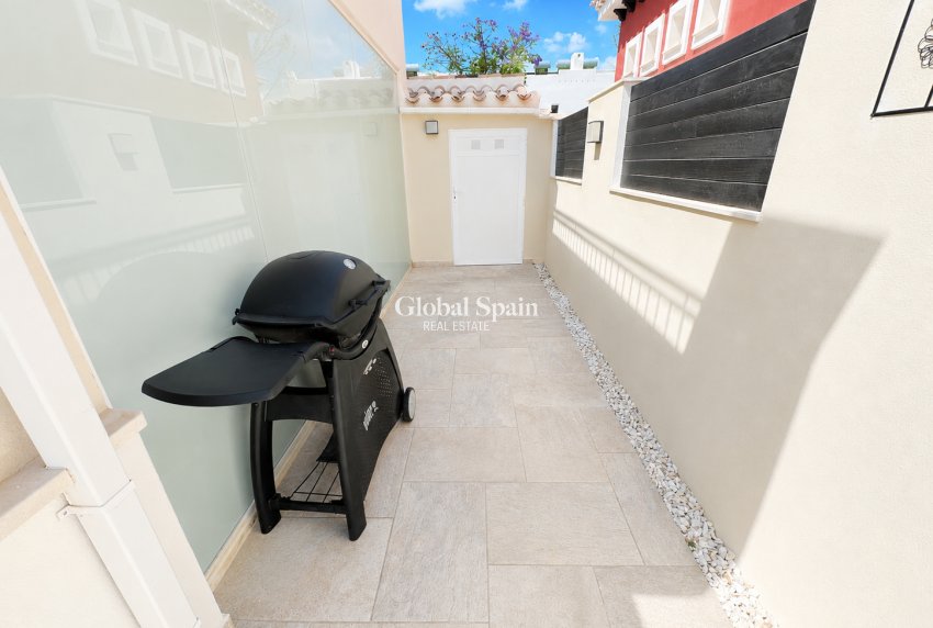 Resale - VILLA -
MAR MENOR GOLF RESORT - Inland