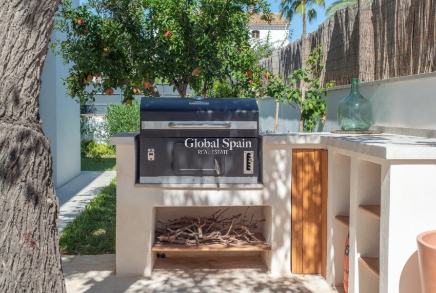 Resale - VILLA -
Marrachí - Mallorca
