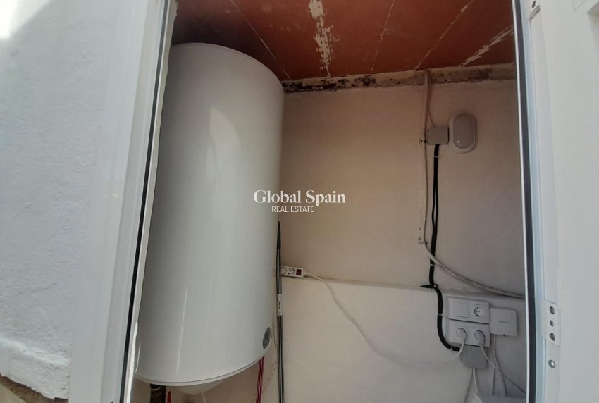 Resale - VILLA -
MAZARRÓN - Camposol